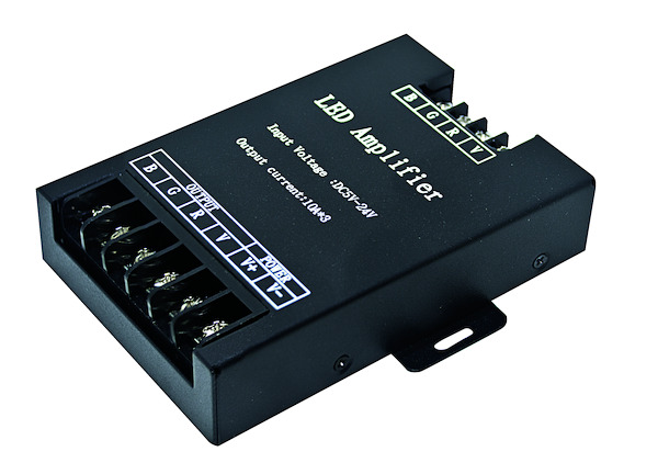 Amplificatore 3CH RGB 12V 360W /24V 720W 30A(max) 110×74.5×24.5mm