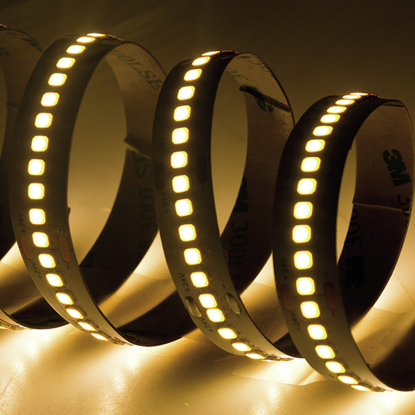 Striscia 240LED/m, 2835 IP20, 24V 13W/m, L.CALDA 3000K±5%, 1900lm/m, CRI80 PREZZO per 25m - PCB 10mm Striscia 240LED/m, 2835 IP20, 24V 13W/m, L.CALDA 3000K±5%, 1900lm/m, CRI80 PREZZO per 25m - PCB 10mm