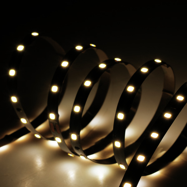 Striscia 64LED/m, 2835 IP20, 24V 7W/m, L.CALDA 3000K ±5%, 900lm/m, PREZZO per 5m G2A  - PCB 8mm