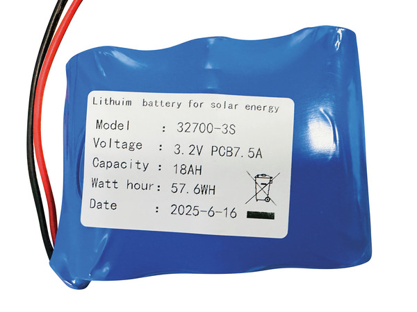 Batteria di ricambio LiFePO4 3,2V 18Ah, per proiettori serie 39.9FB4200- Batteria di ricambio LiFePO4 3,2V 18Ah, per proiettori serie 39.9FB4200-